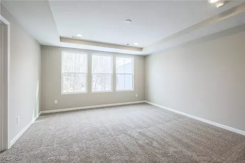 975 Memory Ln # -4, Aurora, OH 44202 photo 6