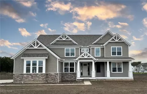 32593 Trillium Ct, Avon Lake, OH 44012