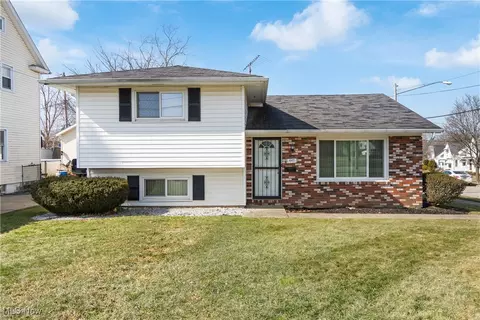 447 Center Rd, Bedford, OH 44146