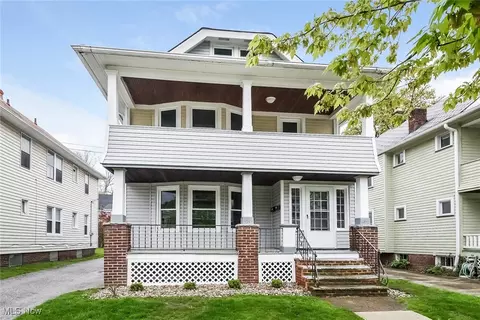 14949 Delaware Ave, Lakewood, OH 44107