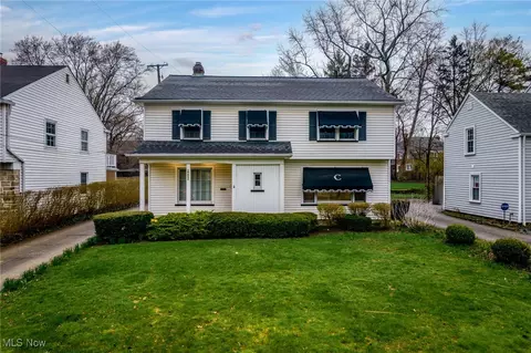 19951 Fairmount Blvd, Shaker Heights, OH 44118