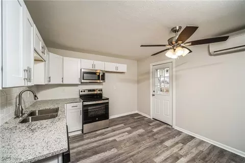2125-2127 E 31 St, Lorain, OH 44055 photo 18