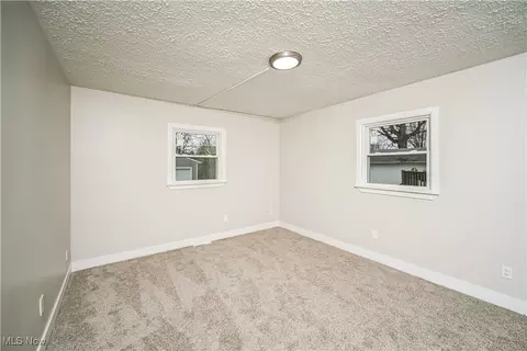 2125-2127 E 31 St, Lorain, OH 44055 photo 15