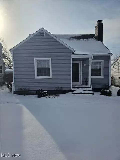 15610 Scottsdale Blvd, Shaker Heights, OH 44120