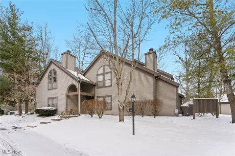 1183 Red Tail Hawk Ct #2, Boardman, OH 44512