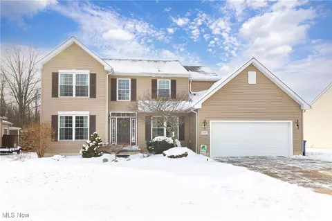 32859 Walnut Dr, Avon, OH 44011
