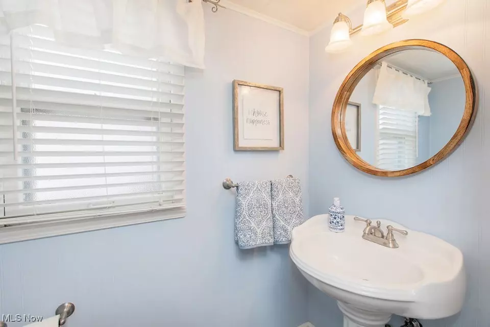  1528 Oakmount Rd, South Euclid, OH 44121 photo 13