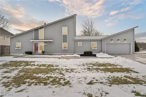 625 Spruce Dr, Oberlin, OH 44074