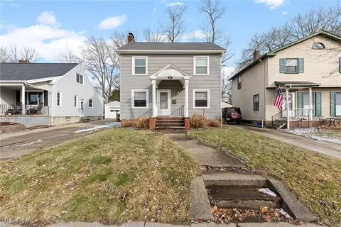 2137 20th St, Cuyahoga Falls, OH 44223