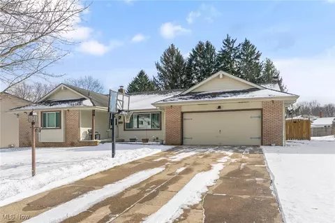 51 S Shore Dr, Boardman, OH 44512