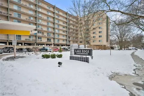 10301 Lake Ave #502, Cleveland, OH 44102