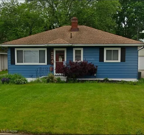 234 5th St NE, Barberton, OH 44203