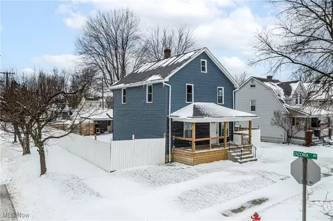 2544 E 32nd St, Lorain, OH 44055 photo 2