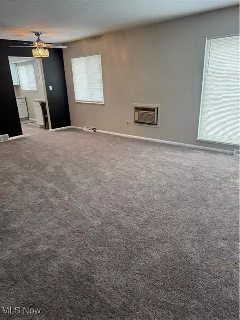 1255 E 279th St #3N, Euclid, OH 44132 photo 2