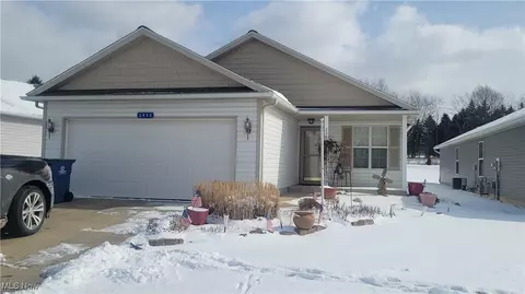 3944 Marsh Creek Ln, Rootstown, OH 44272