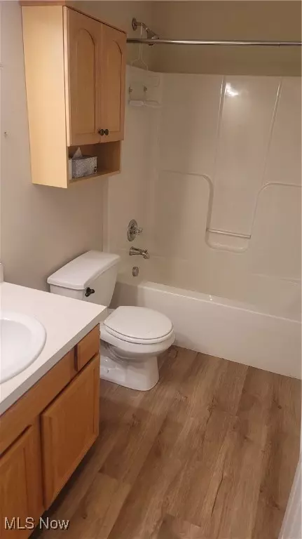 Bath - 3944 Marsh Creek Ln, Rootstown, OH 44272 photo 1 of 1