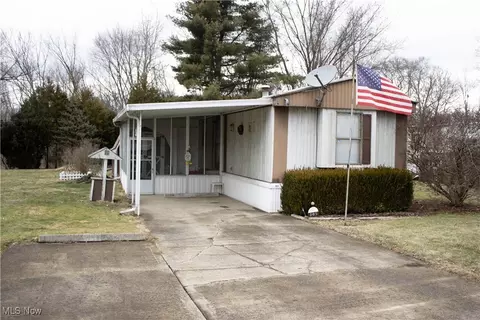 12205 Goshen Rd #105, Salem, OH 44460