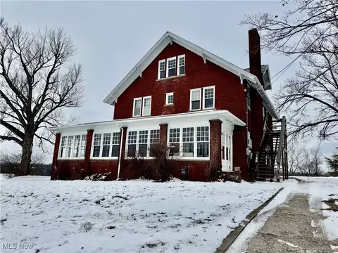 437 Saint Clair Ave, Cadiz, OH 43907 photo 1