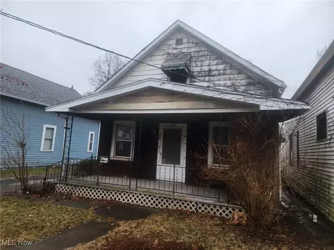 3960 E 66th St, Cleveland, OH 44105
