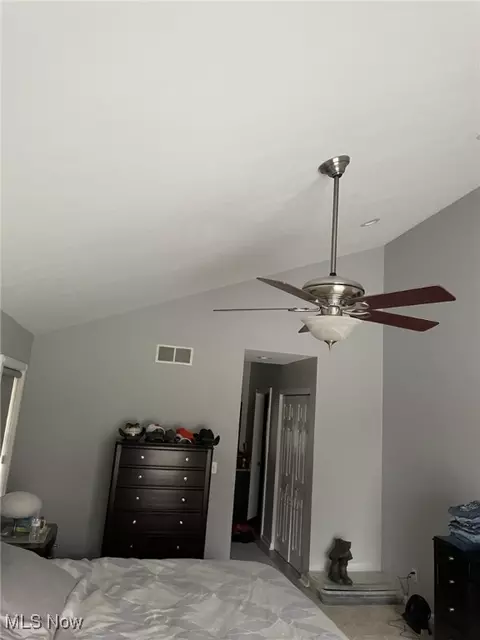 33275 Arthur Rd, Solon, OH 44139 photo 4