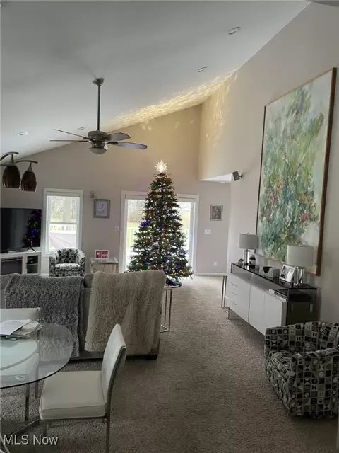 33275 Arthur Rd, Solon, OH 44139 photo 3
