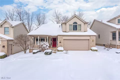 8292 Washington Ave, North Royalton, OH 44133