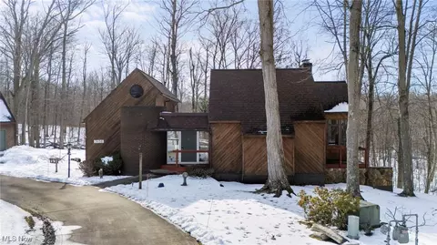 3650 Fox Run Dr, Ashtabula, OH 44004 photo 4