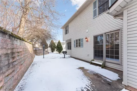 3357 Capricio St NE, Canton, OH 44721 photo 12