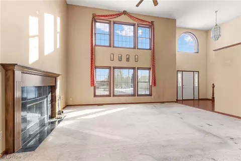3357 Capricio St NE, Canton, OH 44721 photo 13