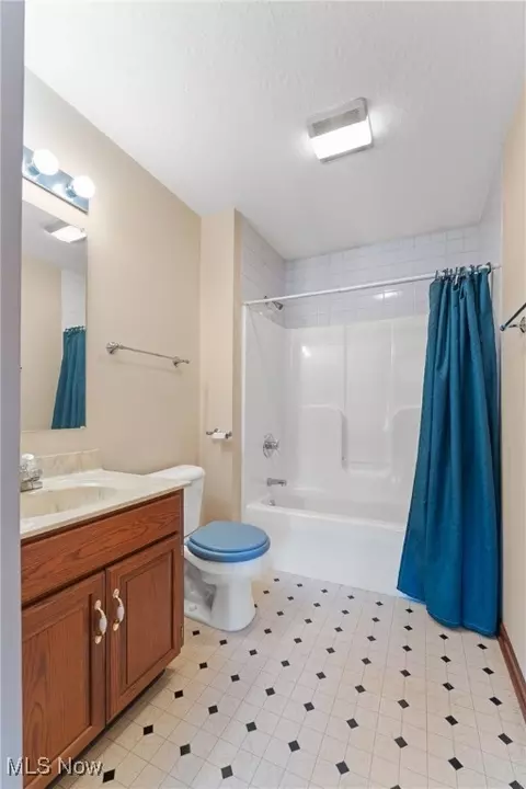 3357 Capricio St NE, Canton, OH 44721 photo 27