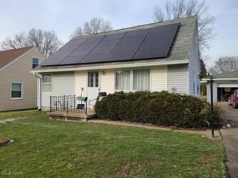 1820 Fairview Ct, Salem, OH 44460