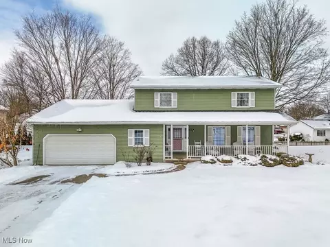203 Beth Dr, Seville, OH 44273