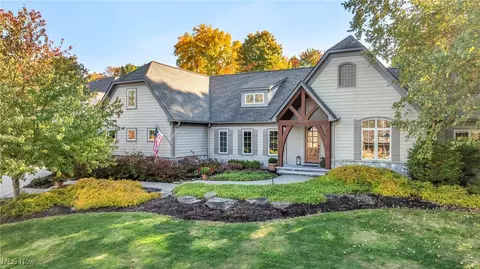10502 Crooked Stick Dr, Concord, OH 44077