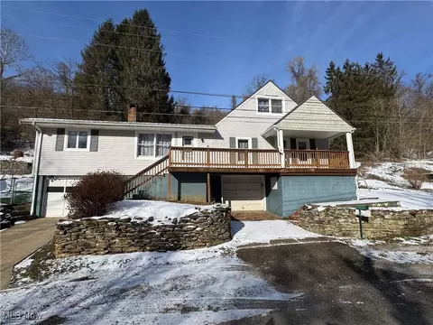 576 W 39th St, Shadyside, OH 43947