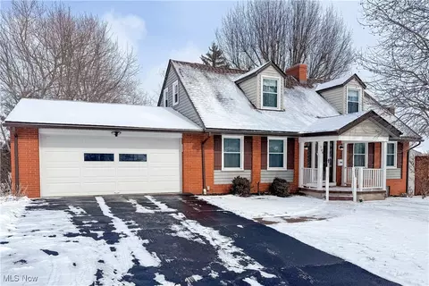 104 Gaywood Dr, Saint Clairsville, OH 43950