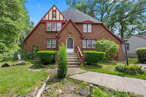 5485 Norquest Blvd, Austintown, OH 44515