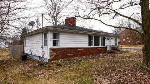 220 Indianola Rd, Youngstown, OH 44512 photo 24