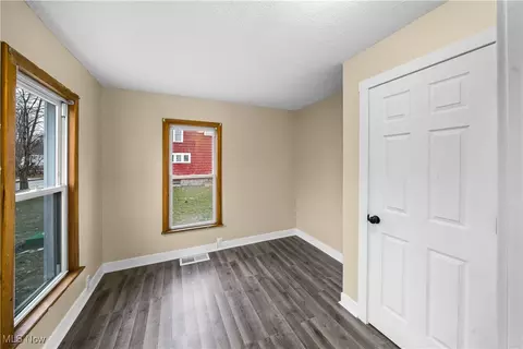 5605 Washington Ave, Ashtabula, OH 44004 photo 11
