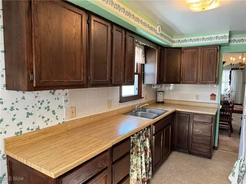 281 Shields Rd, Youngstown, OH 44512 photo 23