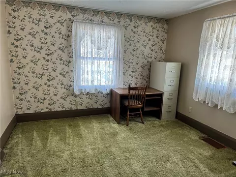 281 Shields Rd, Youngstown, OH 44512 photo 10