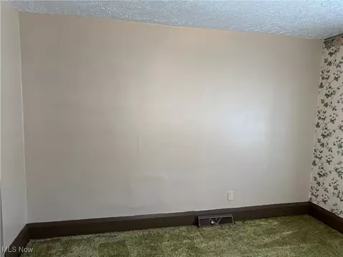 281 Shields Rd, Youngstown, OH 44512 photo 11