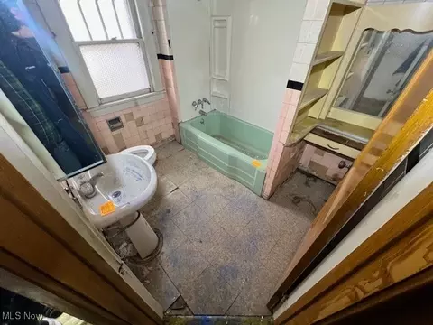 1850 Middle Ave, Elyria, OH 44035 photo 7