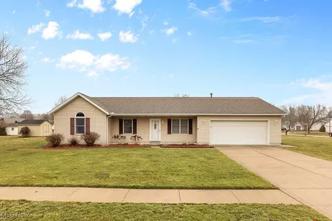 Exterior - 120 Parkside Dr, Creston, OH 44217 photo 2 of 9