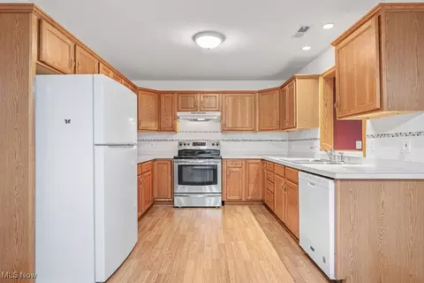 Kitchen - 120 Parkside Dr, Creston, OH 44217 photo 2 of 3