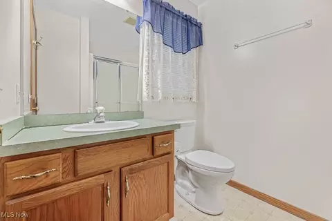 Bath - 120 Parkside Dr, Creston, OH 44217 photo 4 of 4