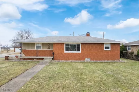 1432 Viola NW, Canton, OH 44708