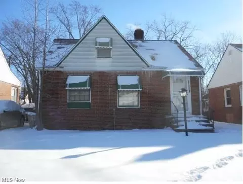 3927 E 176th St, Cleveland, OH 44128