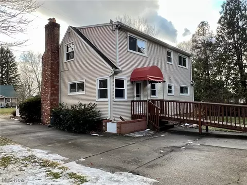 Exterior - 733 Berkeley St, Kent, OH 44240 photo 6 of 8