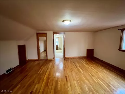 Bedroom - 733 Berkeley St, Kent, OH 44240 photo 7 of 9