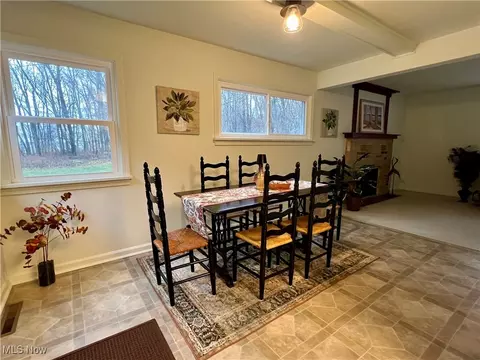 Dining - 733 Berkeley St, Kent, OH 44240 photo 1 of 2